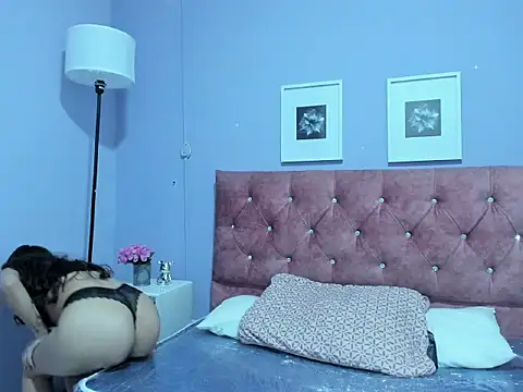 lilirousee online show from 25, 2, 2026