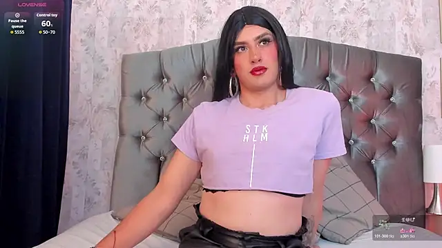 Snapshot of Miley_Cavendish chatting on 31, 3, 2026 Miley Cavendish online show from 31, 3, 2026