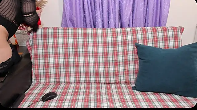 Snapshot of ranya4uu chatting on 3, 3, 2026 ranya4uu online show from 3, 3, 2026