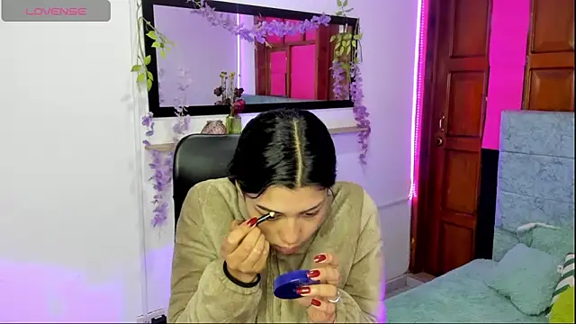 Snapshot of Aysha_winxs chatting on 17, 3, 2026 Aysha winxs online show from 17, 3, 2026