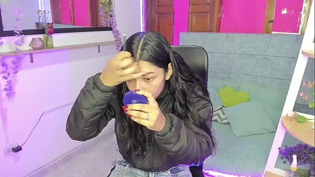 Snapshot of Aysha_winxs chatting on 21, 3, 2026 Aysha winxs online show from 21, 3, 2026