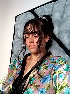 sara cute so online show from 13, 3, 2026