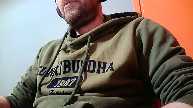 Snapshot of truble78 chatting on 31, 3, 2026 truble78 online show from 31, 3, 2026