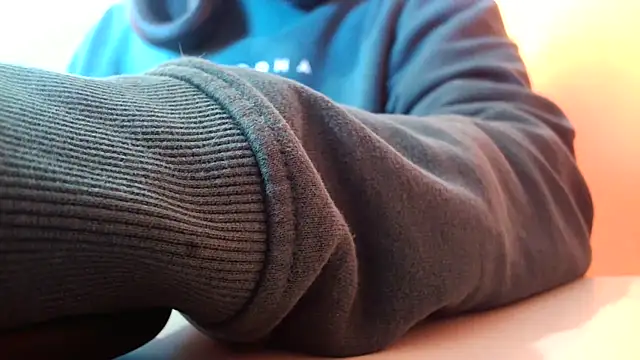 Snapshot of truble78 chatting on 6, 4, 2026 truble78 online show from 6, 4, 2026