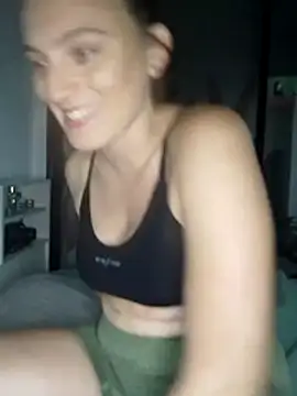 Snapshot of Mileepecas chatting on 4, 3, 2026 Mileepecas online show from 4, 3, 2026