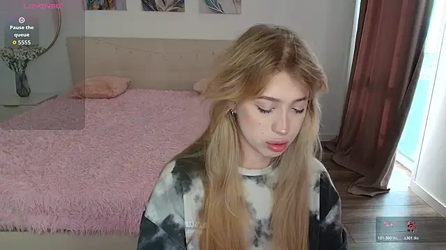 Snapshot of linaloon chatting on 13, 3, 2026 linaloon online show from 13, 3, 2026