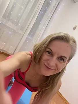 Snapshot of Faiiry_ chatting on 4, 3, 2026 Faiiry online show from 4, 3, 2026