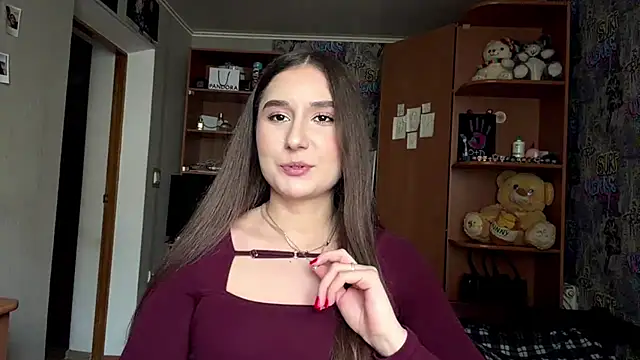 poly princess online show from 6, 4, 2026