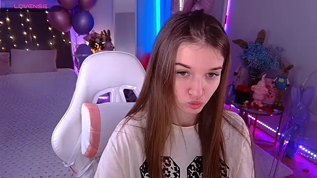 Ann Wood online show from 23, 2, 2026