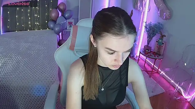 Ann Wood online show from 6, 4, 2026