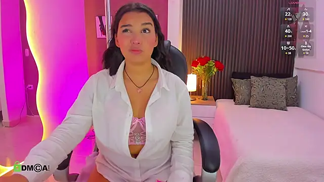 Tiphanysalvatore online show from 31, 3, 2026