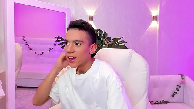 dominicjonnes online show from 25, 2, 2026