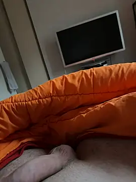 Snapshot of foudesexe23 chatting on 1, 4, 2026 foudesexe23 online show from 1, 4, 2026