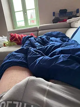 Snapshot of foudesexe23 chatting on 1, 4, 2026 foudesexe23 online show from 1, 4, 2026