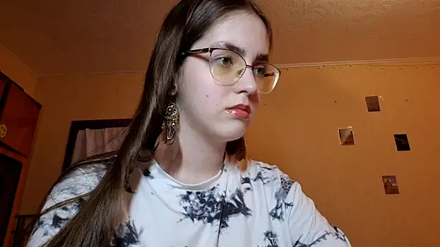 Snapshot of Katelemon chatting on 9, 3, 2026 Katelemon online show from 9, 3, 2026