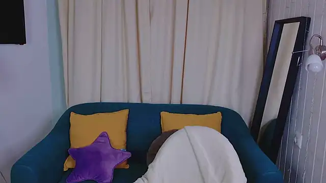 Erika Moan  online show from 16, 3, 2026