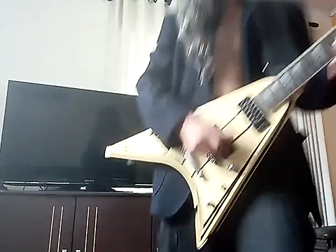 Snapshot of vladsexyguitar chatting on 25, 2, 2026 vladsexyguitar online show from 25, 2, 2026