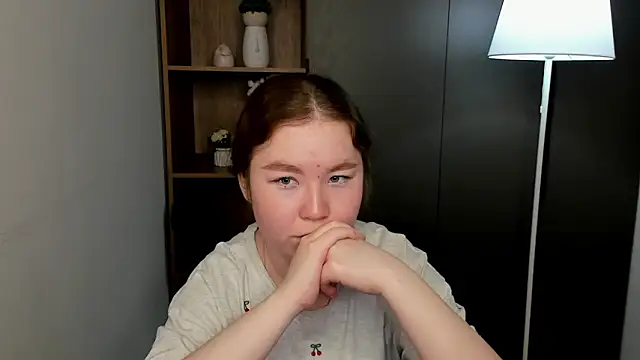 VelvaRomiro online show from 23, 2, 2026