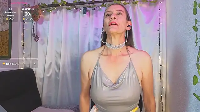 LeanaMaturee online show from 26, 3, 2026