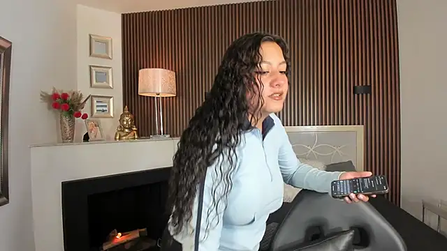 Snapshot of paulys_ chatting on 7, 4, 2026 paulys online show from 7, 4, 2026