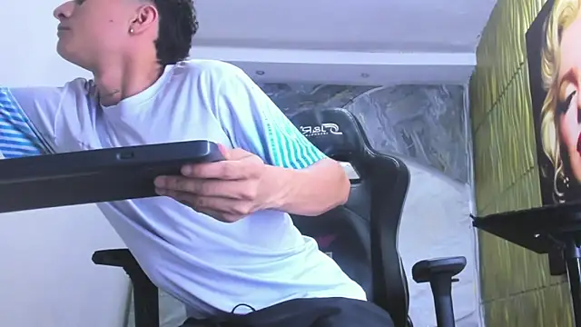 Matheus Ic  online show from 28, 3, 2026