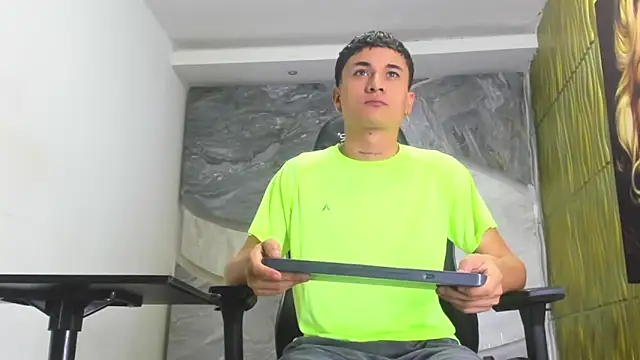 Matheus Ic  online show from 29, 3, 2026