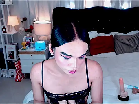 YzaHellsex online show from 4, 4, 2026