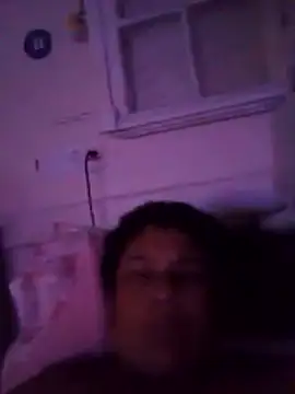 aquarianamascarada17 online show from 3, 3, 2026