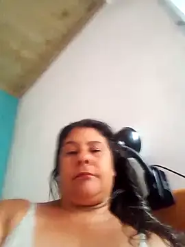 aquarianamascarada17 online show from 4, 3, 2026