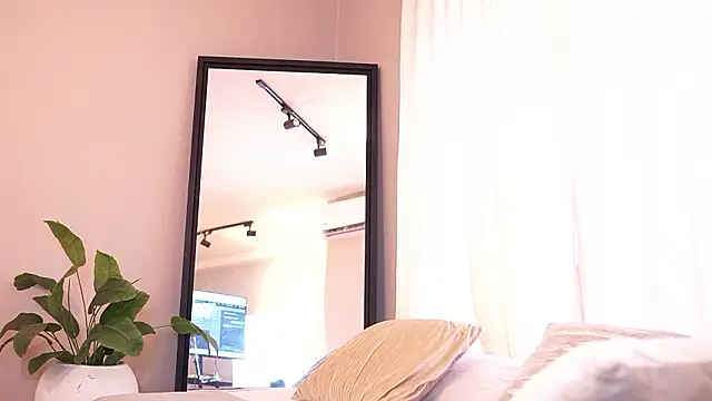 Snapshot of mekari_fox chatting on 24, 3, 2026 mekari fox online show from 24, 3, 2026