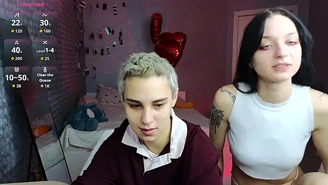 Snapshot of LuxuryLoverss chatting on 13, 3, 2026 LuxuryLoverss online show from 13, 3, 2026