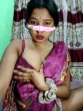 Snapshot of Turshaio chatting on 8, 4, 2026 Turshaio online show from 8, 4, 2026