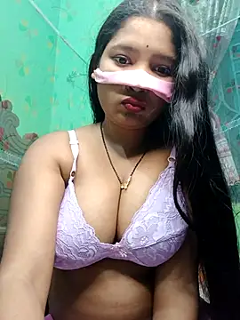 Snapshot of Turshaio chatting on 9, 4, 2026 Turshaio online show from 9, 4, 2026