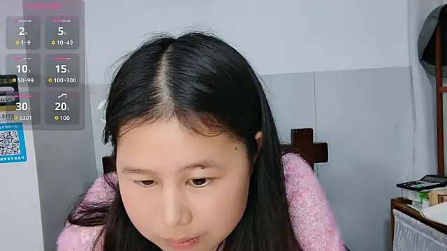 Snapshot of Hannah-33 chatting on 24, 2, 2026 Hannah-33 online show from 24, 2, 2026