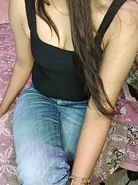 Snapshot of Gurleen_kaur69 chatting on 15, 3, 2026 Gurleen kaur69 online show from 15, 3, 2026