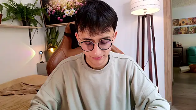 Snapshot of Sr_evann chatting on 15, 3, 2026 Sr evann online show from 15, 3, 2026