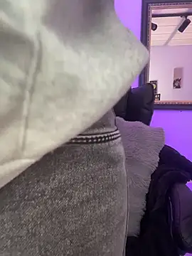 aurora ec online show from 7, 4, 2026