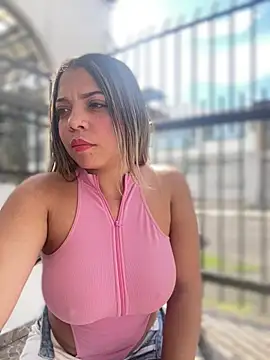 AdaPink  online show from 11, 3, 2026