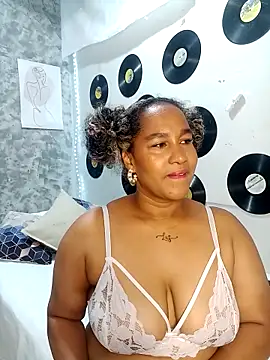 Snapshot of medusafox_ chatting on 24, 3, 2026 medusafox online show from 24, 3, 2026