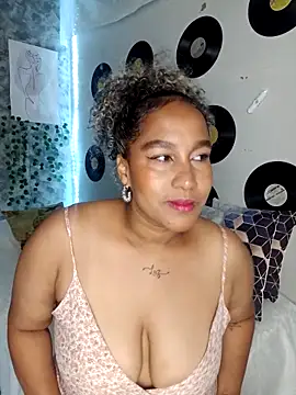 Snapshot of medusafox_ chatting on 28, 3, 2026 medusafox online show from 28, 3, 2026