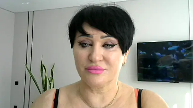 Kleotempt online show from 6, 4, 2026