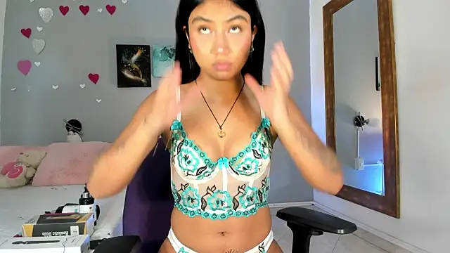 KimTaylorW online show from 2, 3, 2026