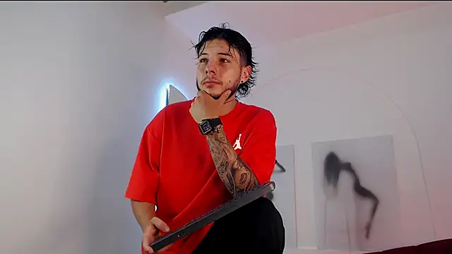 Snapshot of luxesmith chatting on 23, 3, 2026 luxesmith online show from 23, 3, 2026