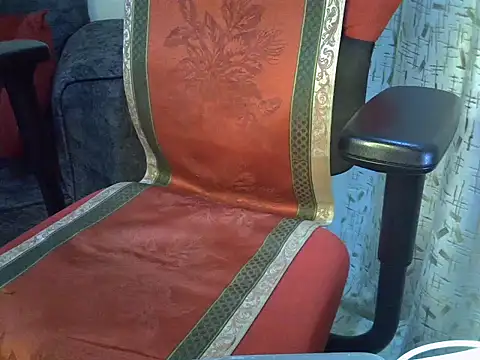 Snapshot of EbonyApple chatting on 12, 3, 2026 EbonyApple online show from 12, 3, 2026