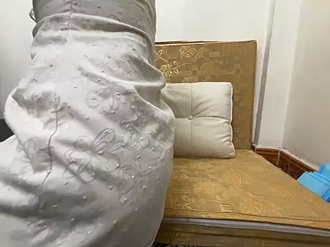 sunsmile6996 online show from 28, 3, 2026