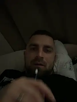 Snapshot of VANYA1997 chatting on 9, 4, 2026 VANYA1997 online show from 9, 4, 2026