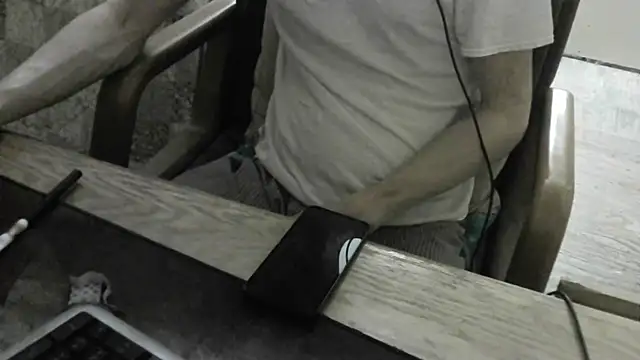 Snapshot of FiSTALiTY chatting on 9, 4, 2026 FiSTALiTY online show from 9, 4, 2026