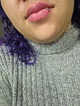 lilith velvet  online show from 11, 4, 2026