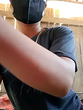 Snapshot of zanh99 chatting on 3, 4, 2026 zanh99 online show from 3, 4, 2026