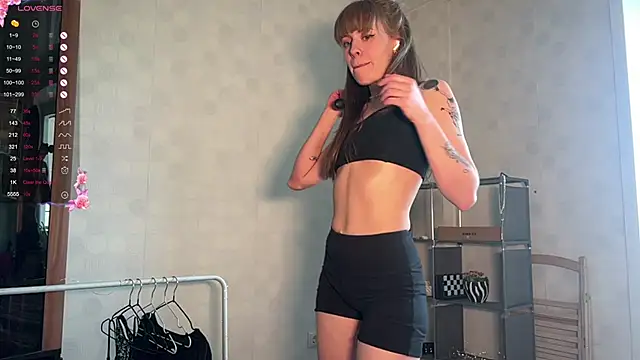 Snapshot of RosaMoore chatting on 9, 3, 2026 RosaMoore online show from 9, 3, 2026